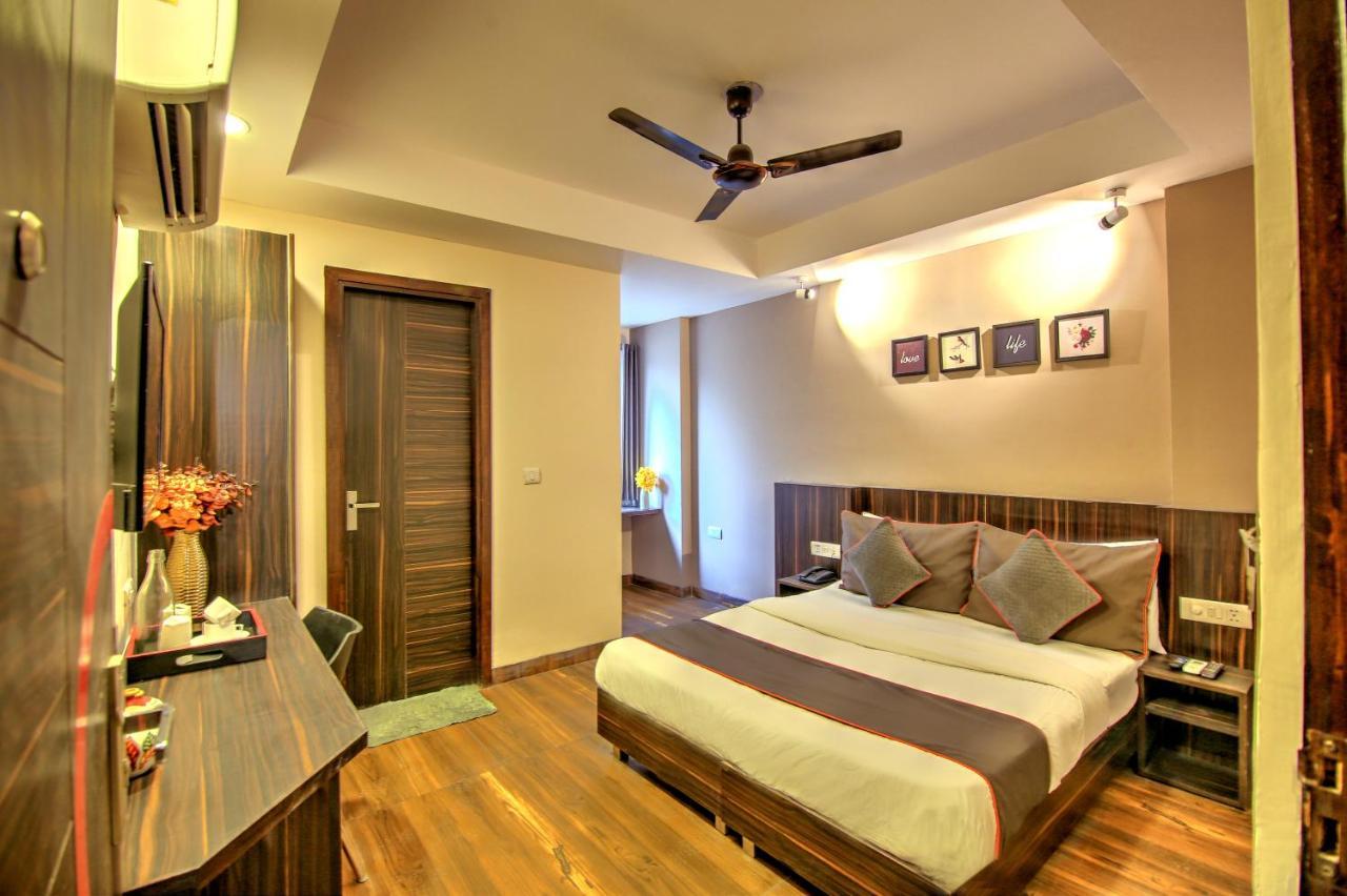Artisan Rooms Ню Делхи Екстериор снимка