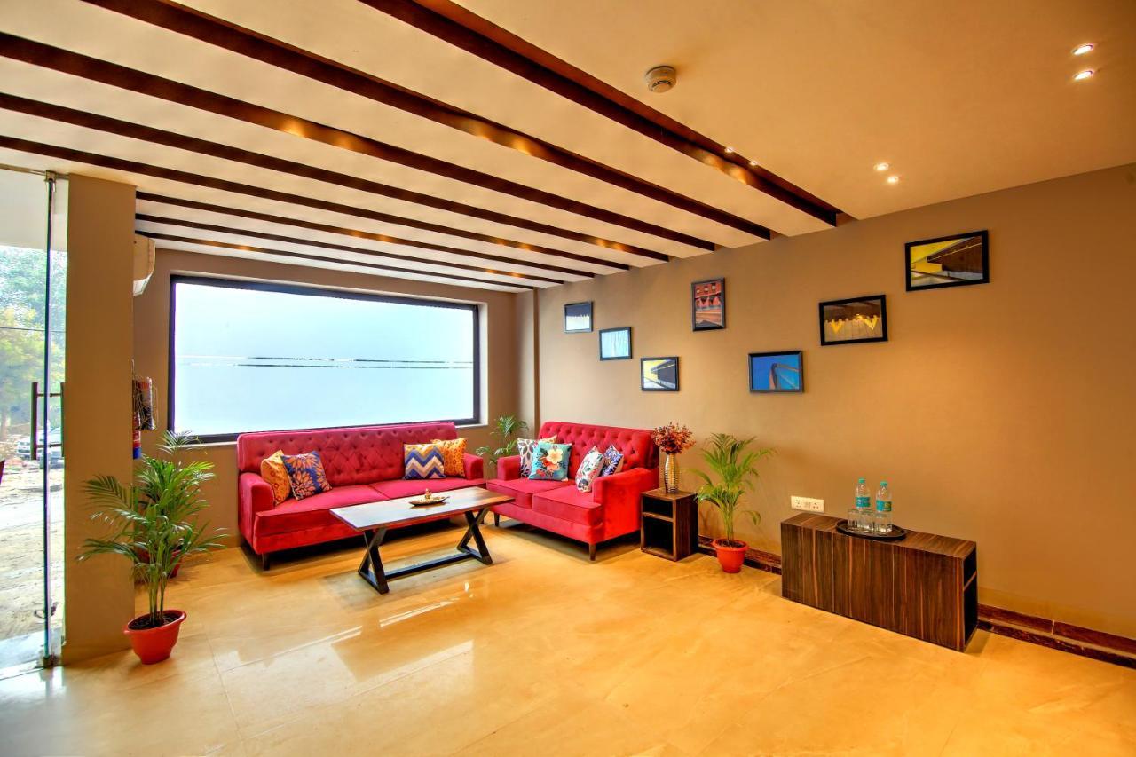Artisan Rooms Ню Делхи Екстериор снимка