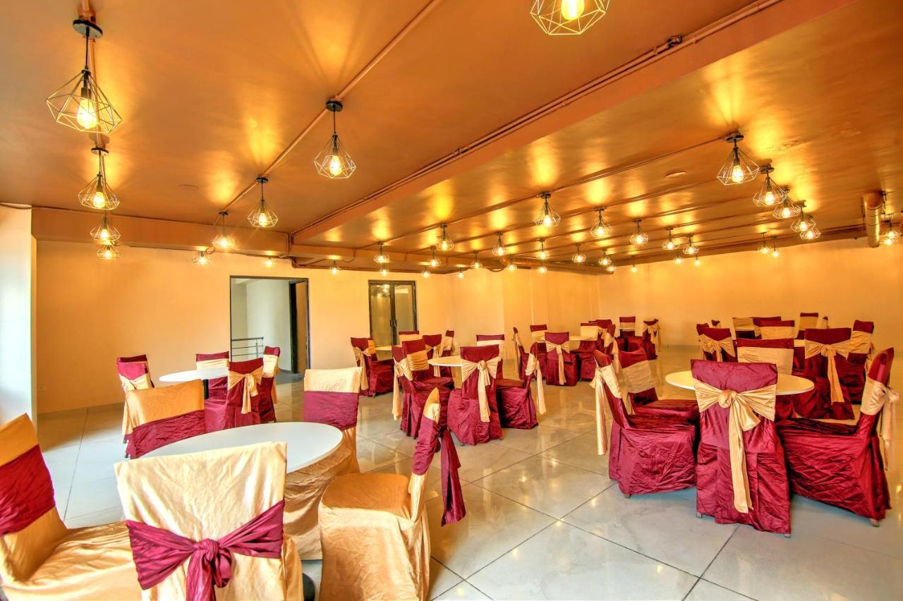 Artisan Rooms Ню Делхи Екстериор снимка
